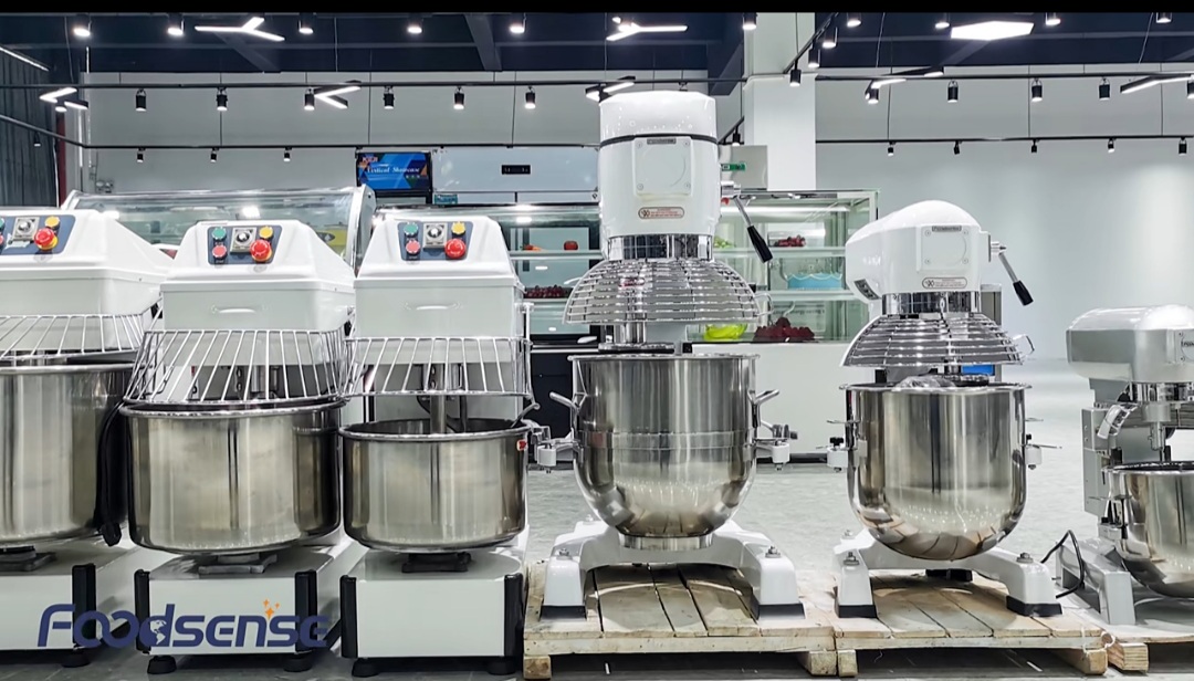 Heavy Duty Mixer, Commercial Dough Mixer, Baking Tools, Baking Mixer,  Commercial Heavy Duty Baking Mixer, Egg Beaters, Planetary Mixer, Spiral  Mixer - Main Image