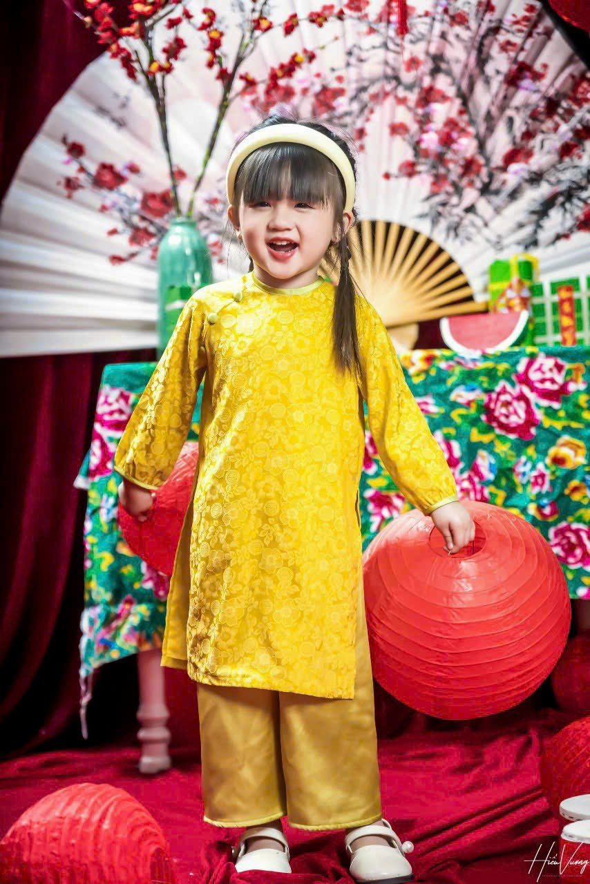 Set Áo Dài Bé Gái Gấm Tơ Ngọc Khuê