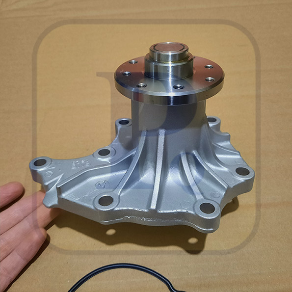 BƠM NƯỚC ISUZU HILANDER