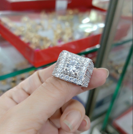 Nhẫn nam đính đá trắng thời trang đẳng cấp