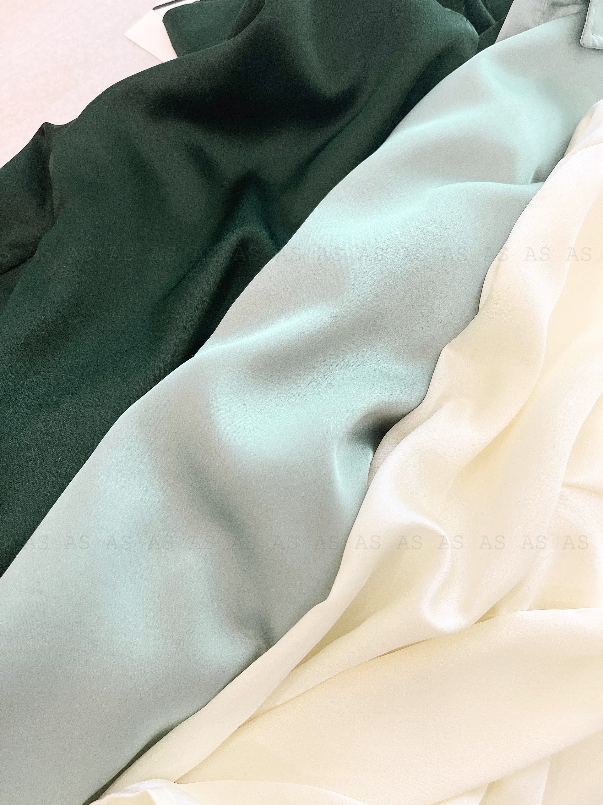 Áo sơ mi nữ dài tay lụa bóng cổ đức vạt tròn ZARA