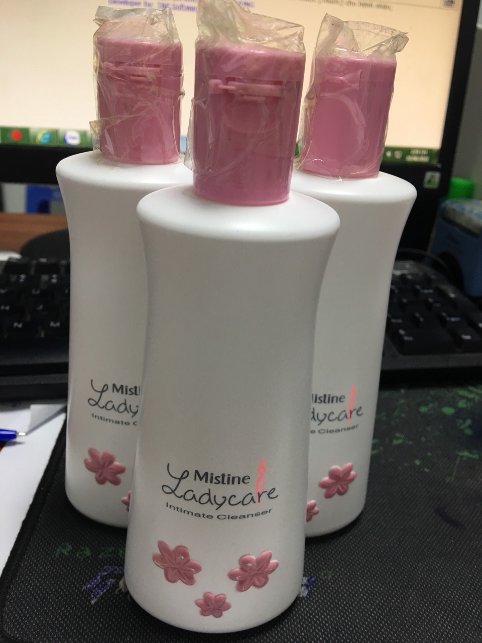 Dung dịch vệ sinh phụ nữ Ladycare Thái Lan 200ml