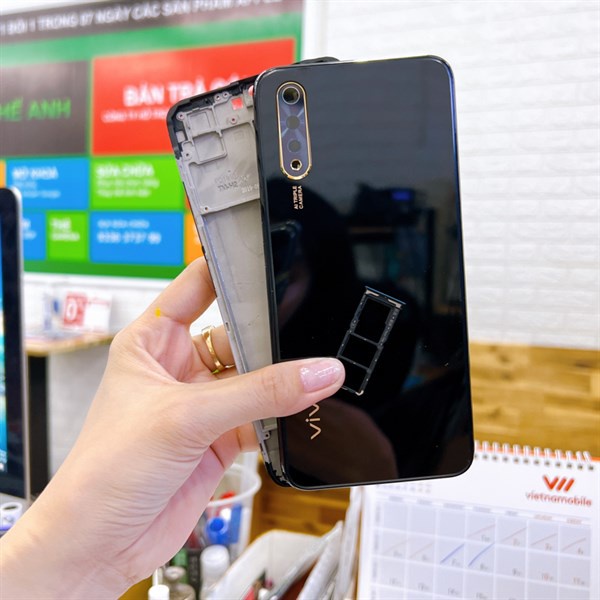 Bộ vỏ Vivo S1 hàng như hình