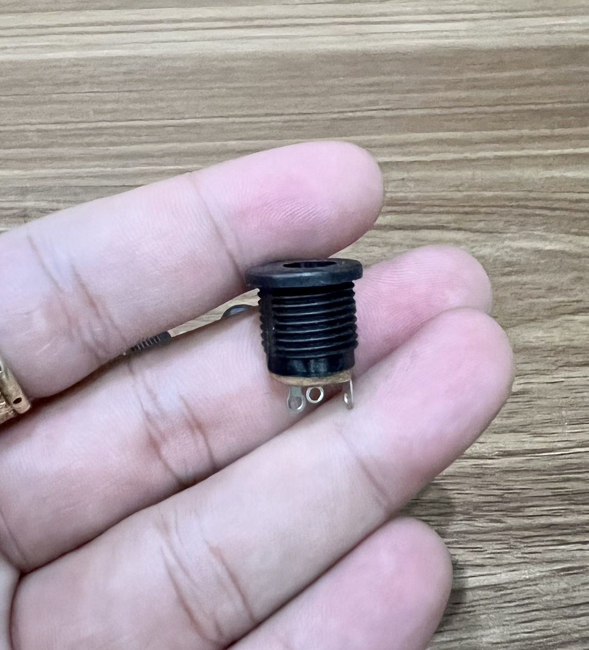 Jack Nguồn DC Cái Tròn 5.5 * 2.5mm.