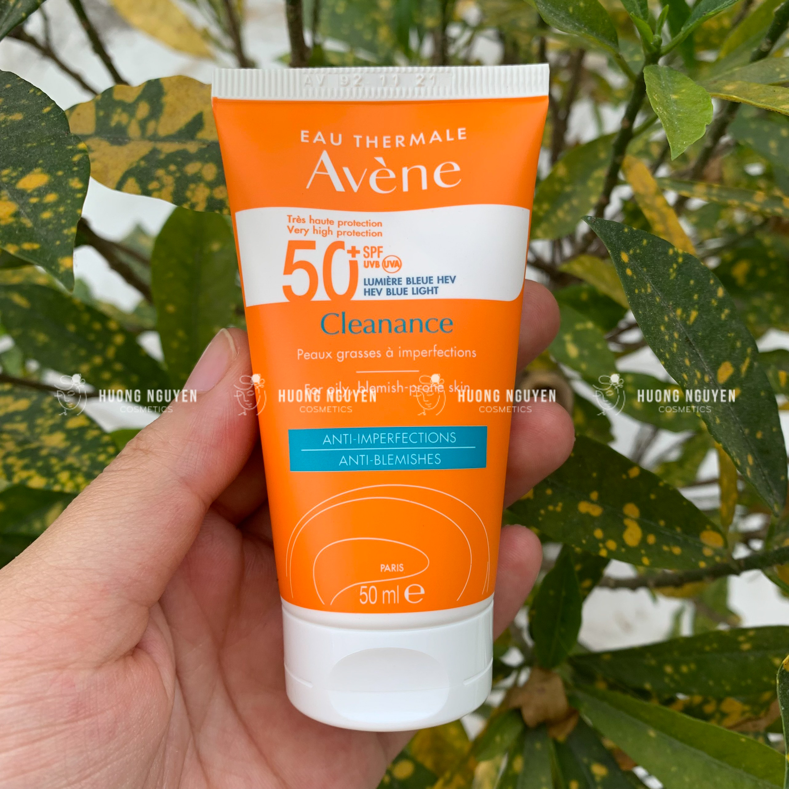 Kem Chống Nắng Avene Mattifying Cleanance SPF50+ 50ml