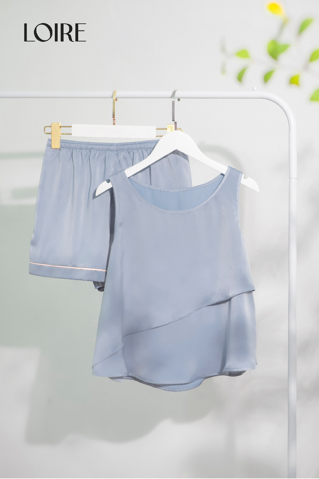 Bộ Đồ Ngủ Lụa Cách Điệu Sóng Lụa Phối Ren Loirechic BNC06