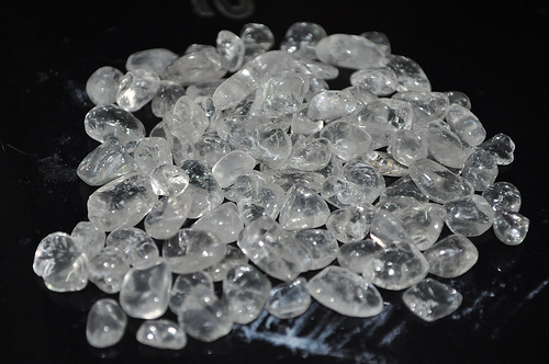 Đá thạch anh vụn tự nhiên 100% màu trắng, Thạch anh trắng tự nhiên trang trí phòng, decor bàn làm việc, Đá thanh tẩy phong thuỷ