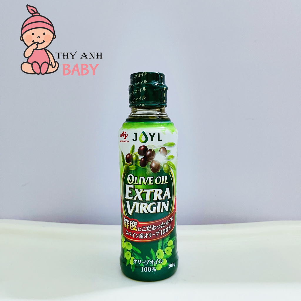 6-month-old baby feeding oil