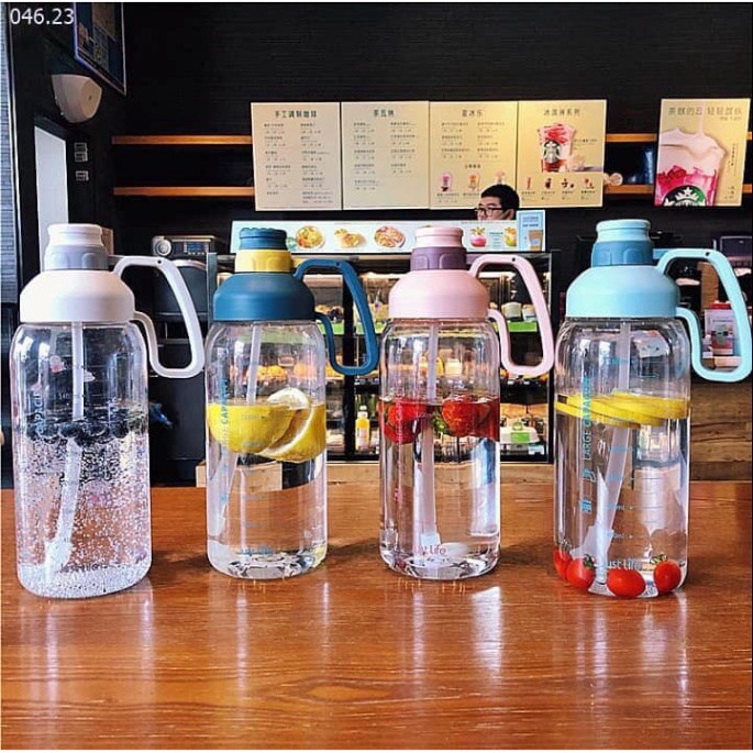 Bình nước siêu bự 1800ml siêu tiện lợi