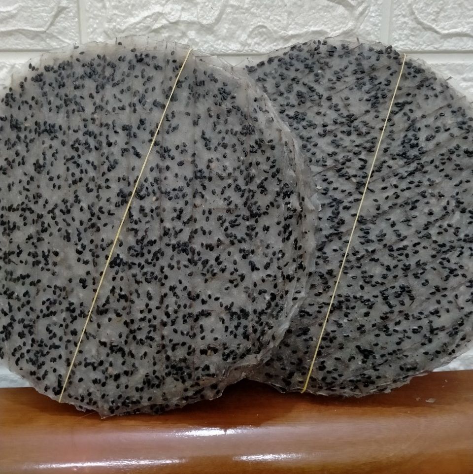 20 bánh tráng mè đen ( ĐẶC SẢN HUẾ ,2 xấp x 10 cái )