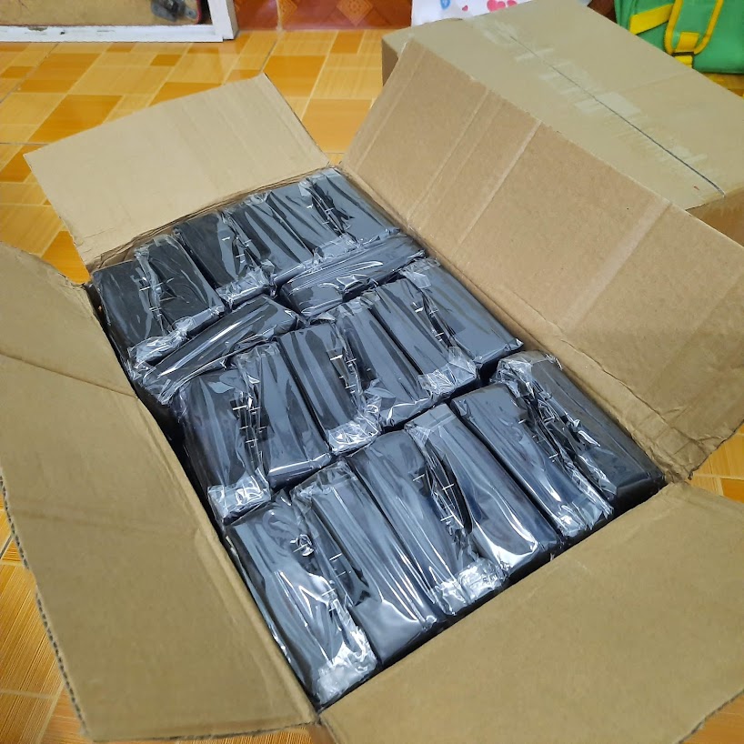 Sạc pin 3.7V 18650 sạc đồng thời 2 pin