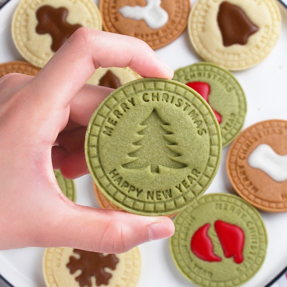 9Pcs%20Cookie%20Tools%203D%20Christmas%20Cookie%20Cutters%20Plastic%20Pink%20Biscuit%20Mold%20Santa%20Snowman%20Bell%20Elk%20Pattern%20Cookie%20DIY%20-%20Image%204