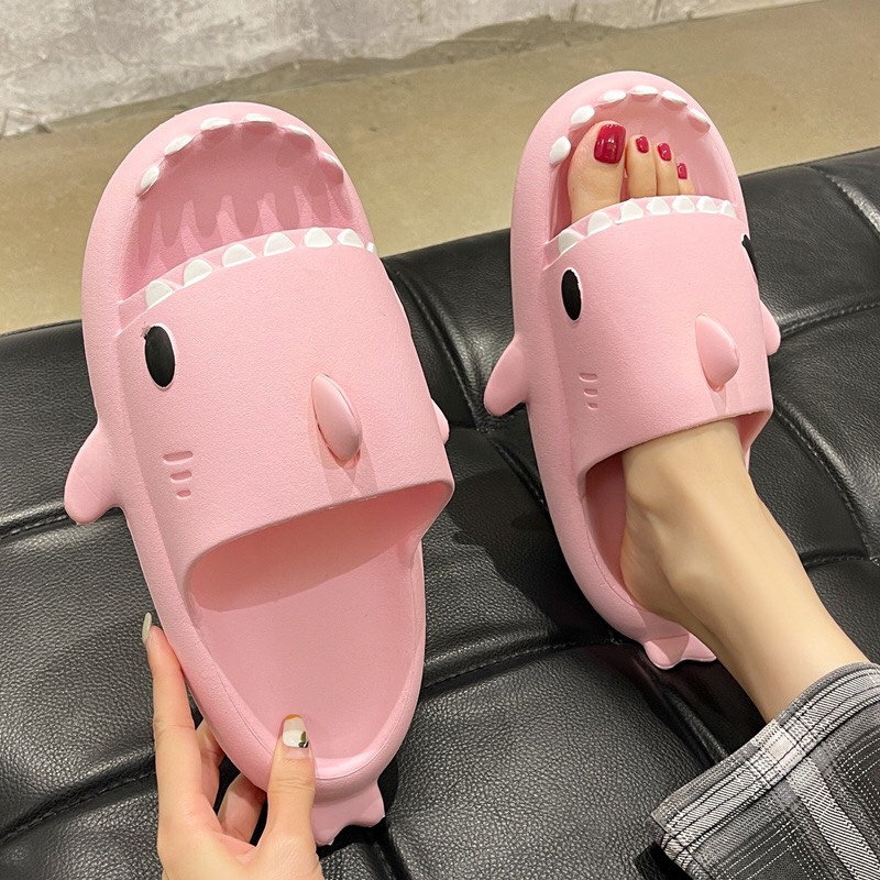 [ lấy tăng 2 size ] Dép Cá Mập Dễ Thương Size Lớn Cho Nam Nữ 001