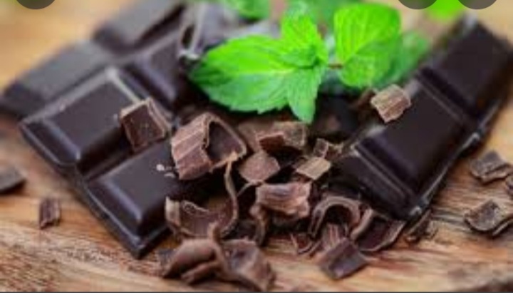 SÔ CÔ LA ĐEN KHỐI 1KG INTENSE DARK COMPOUND CHOCOLATE  VANHOUSTEN