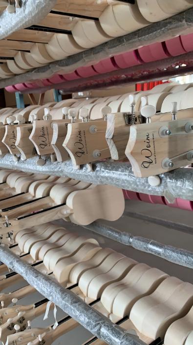 COMBO 2 ĐÀN UKULELE SOPRANO + CAPO - HÀNG CÓ SẴN