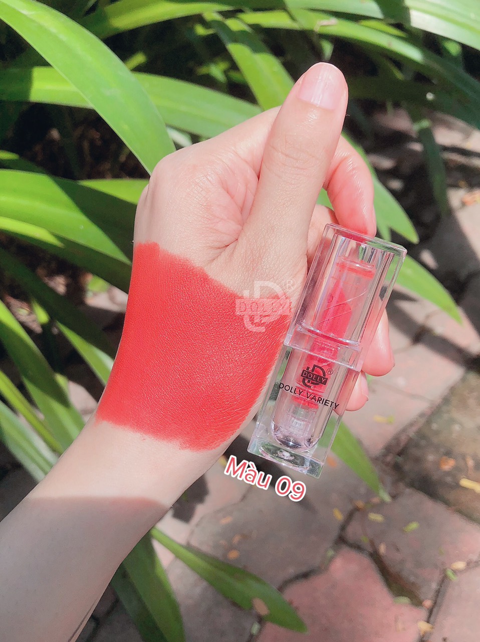 Son thỏi lì siêu mịn môi DOLLY VARIETY [Màu Cam hồng đào]