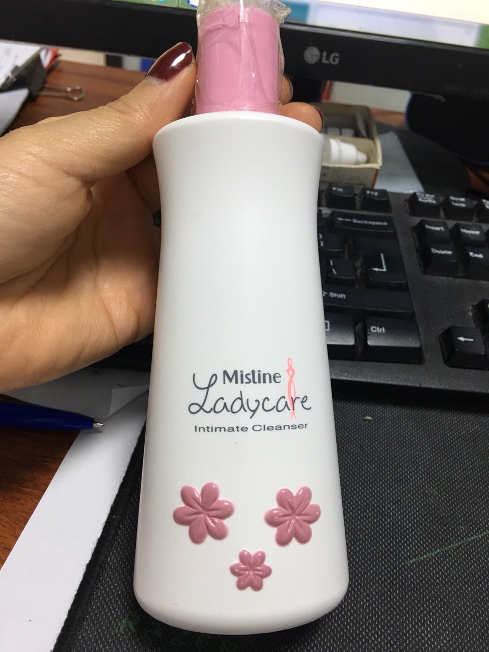 Dung dịch vệ sinh phụ nữ Ladycare Thái Lan 200ml