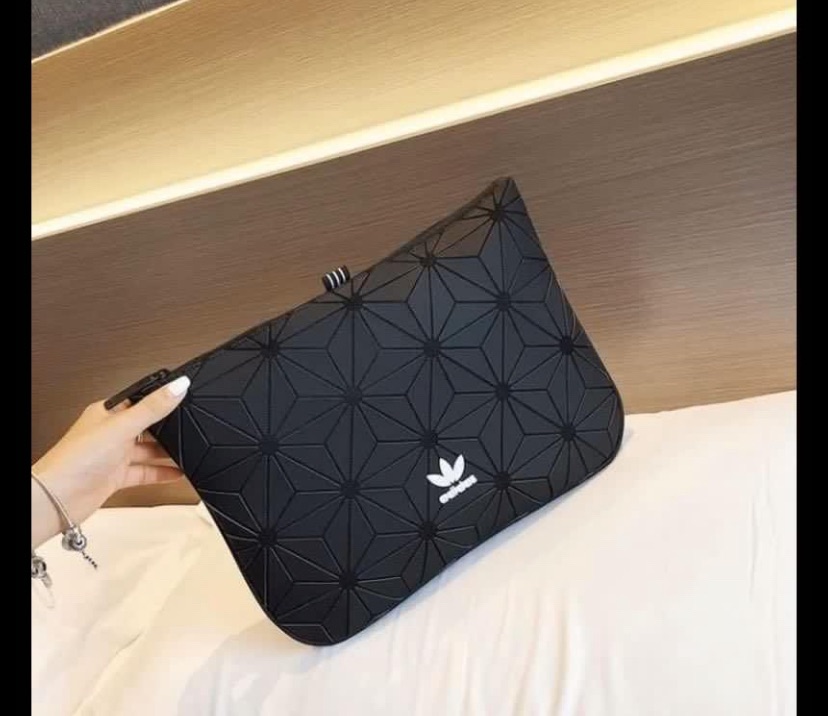 clutch bag adidas