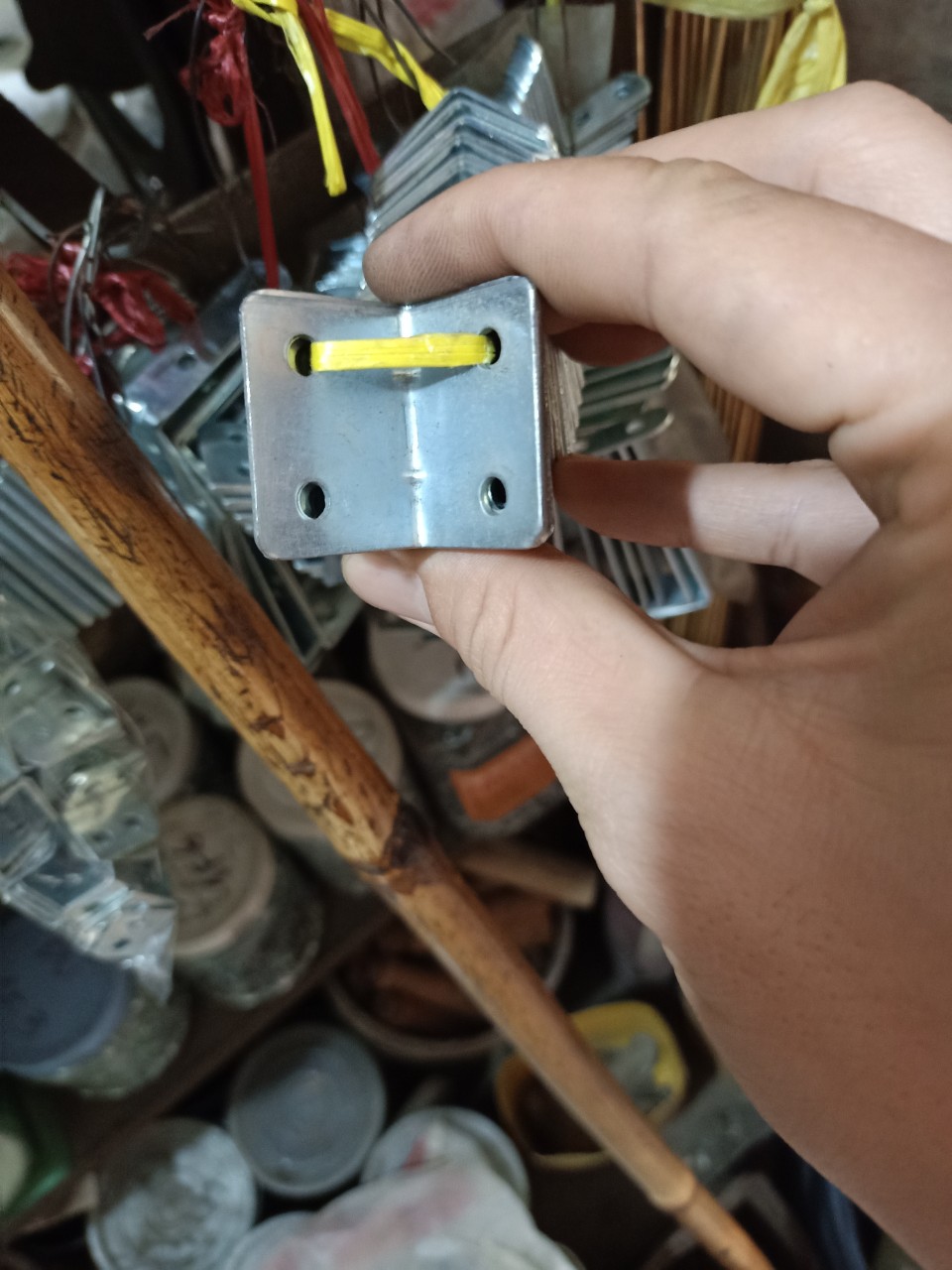 10 CÁI KE GÓC SẮT VUÔNG 1F5 - 2F - 3F5