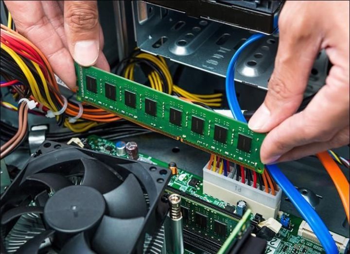 Mô-đun Bộ Nhớ RAM Bộ Nhớ Máy Tính DDR2 DDR3 Máy Tính Để Bàn 2GB PC2(2R8 PC2-6400U)