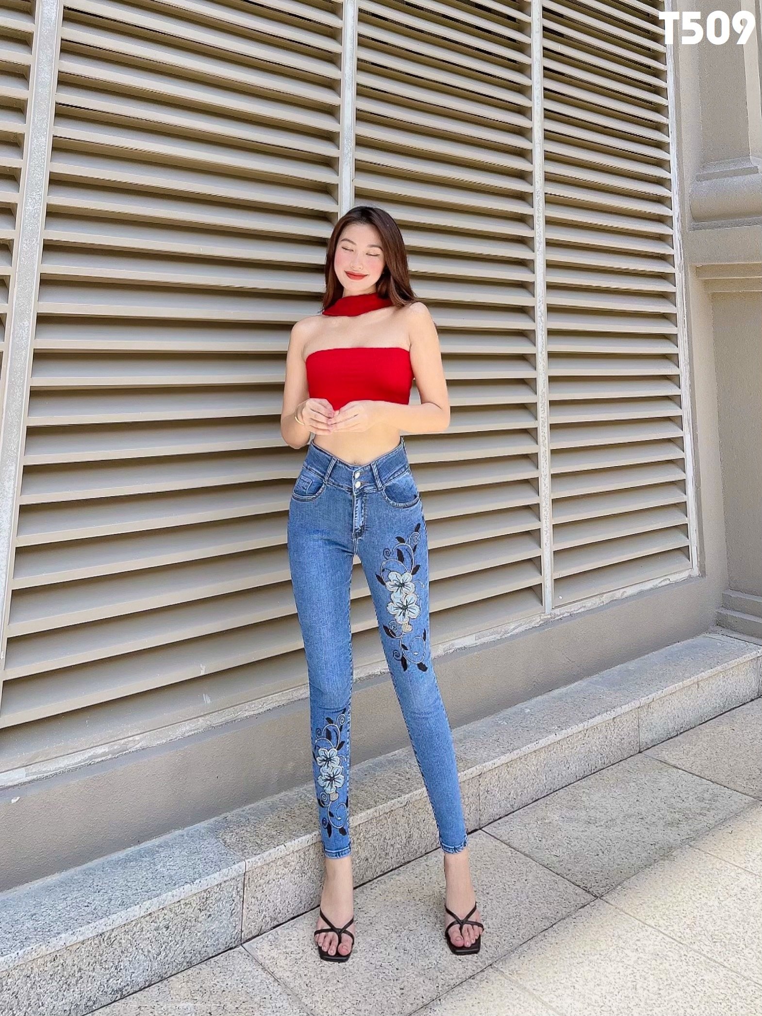 Quần jean nữ thêu hoa chất co giãn T509