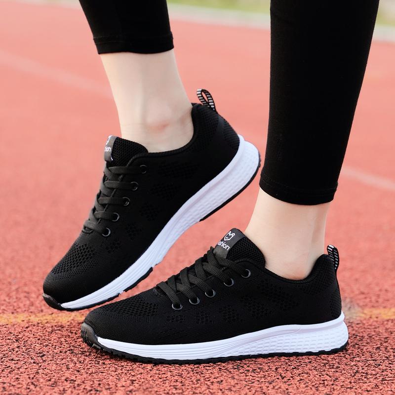 black sports shoes for ladies