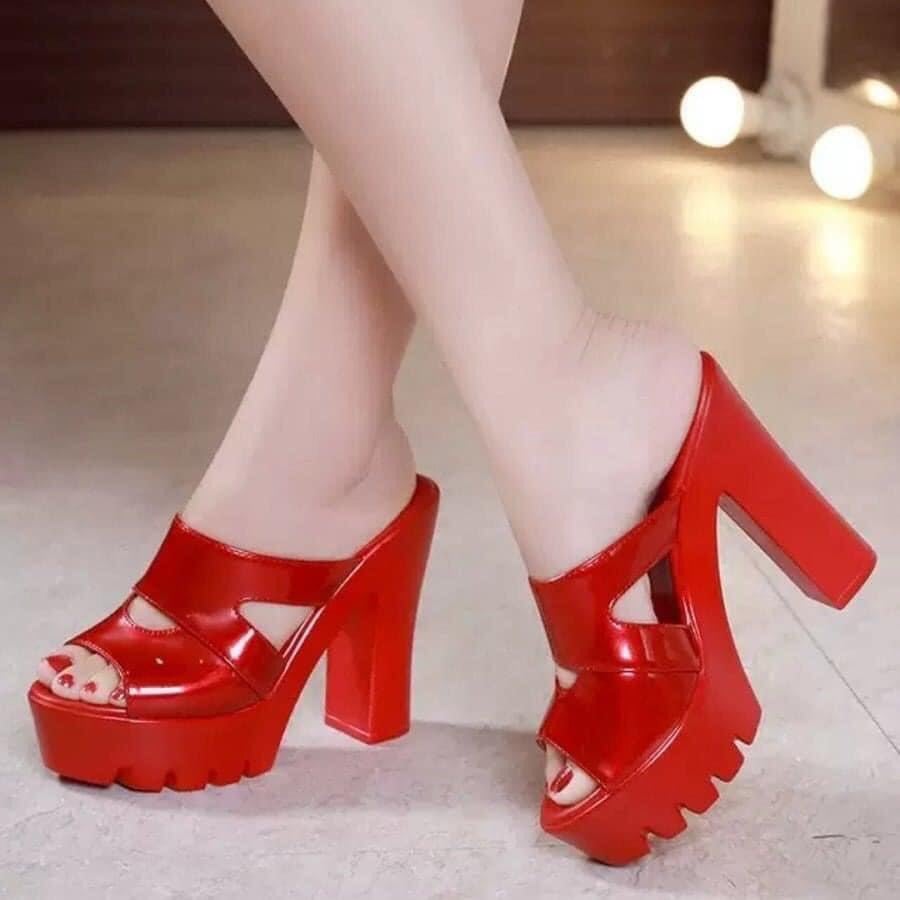 Dép cao gót bản