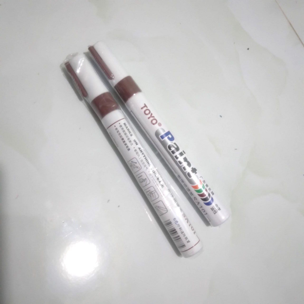 Bút sơn TOYO repaint Marker SA101 (Cây)