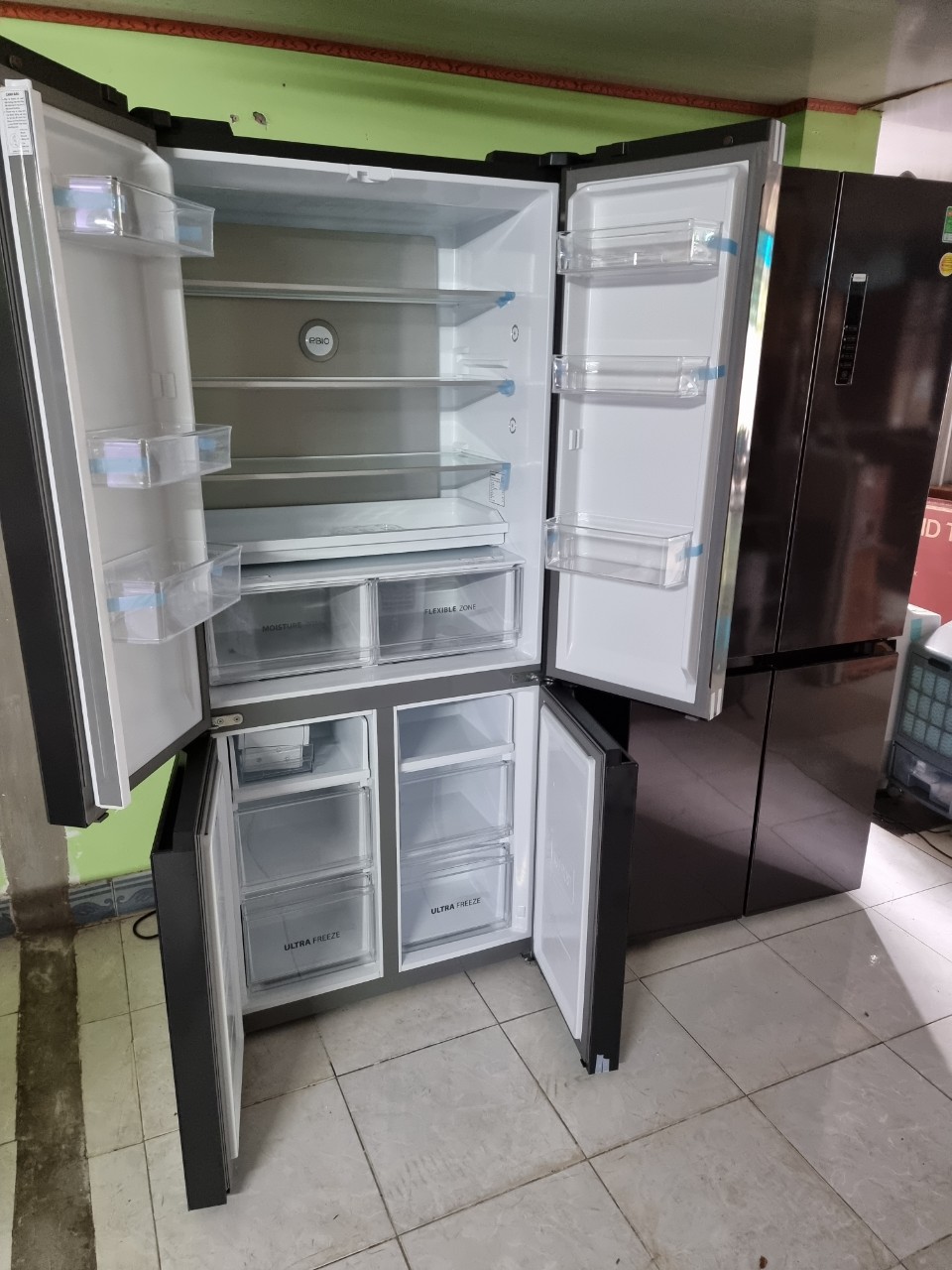 Tủ lạnh Toshiba Inverter 511 lít GR-RF610WE