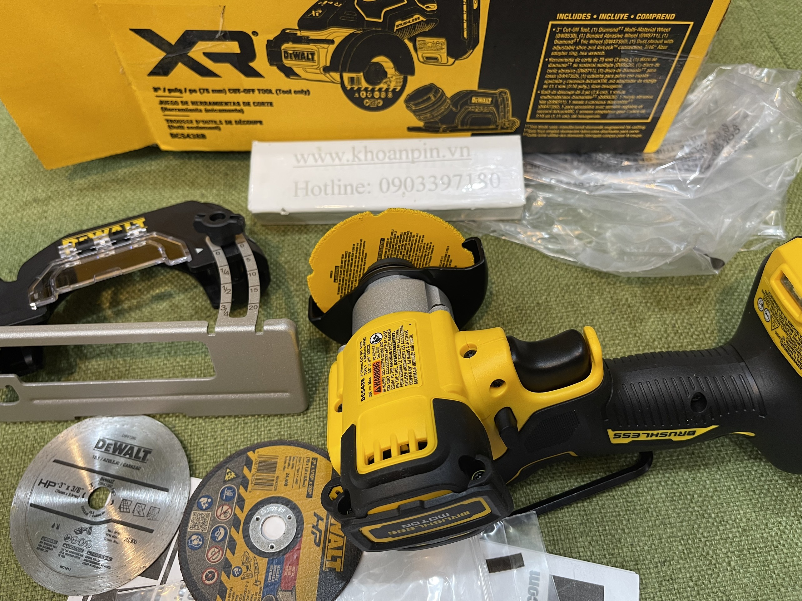 Máy cắt đa năng Dewalt DCS438B made in Mexico