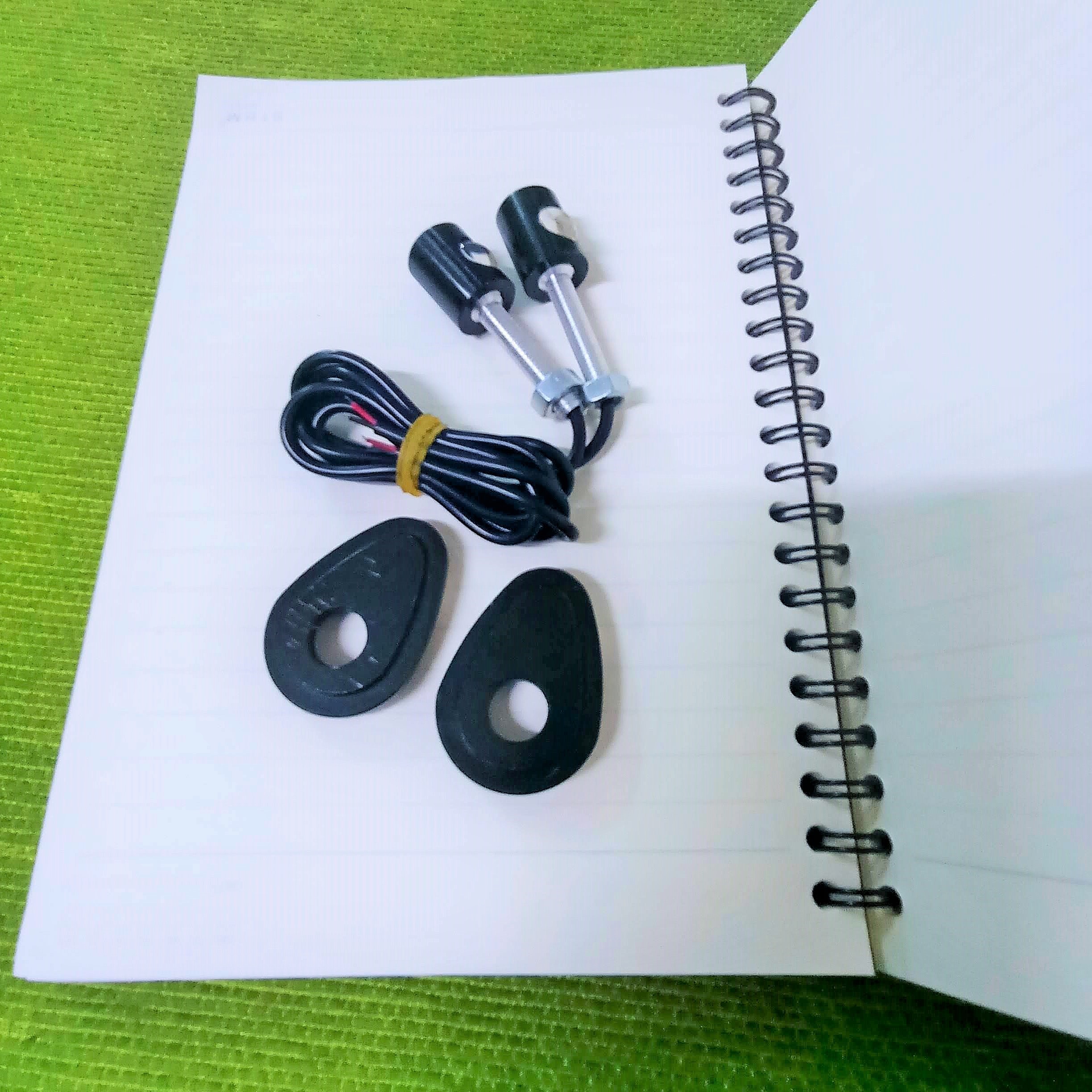 CẶP ĐÈN XI NHAN MULTI CHO CÁC LOẠI XE ( có lông đền )