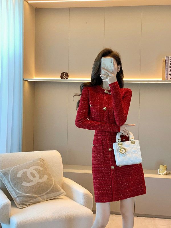 Red Little Fragrance Knit Dress for Women 2024 Fall Fashion Vintage Advanced Waist Slimming Dress
