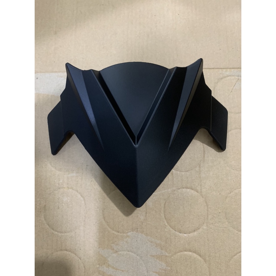 Chắn gió xe winner v1 màu đen nhám