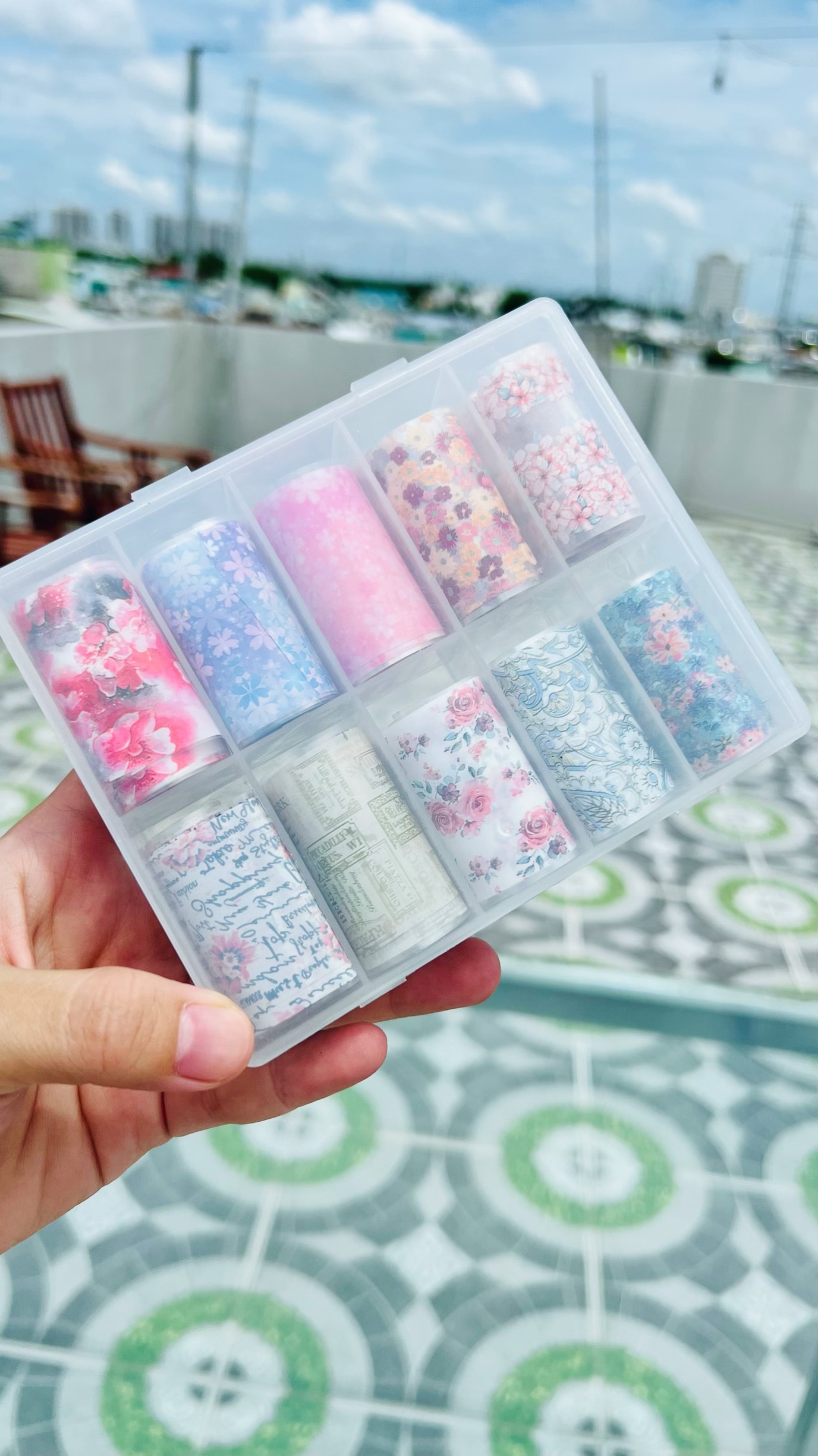 Foil dán móng nhiều mẫu hot trend