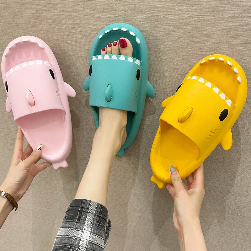 [ lấy tăng 2 size ] Dép Cá Mập Dễ Thương Size Lớn Cho Nam Nữ 001