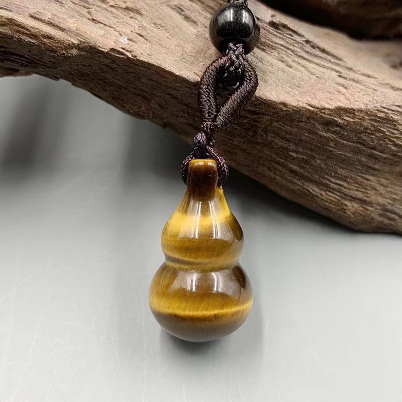 Natural tiger eye stone gourd pendant ferro pendant men's and women's portable mascot Necklace Pendant tiger eye stone