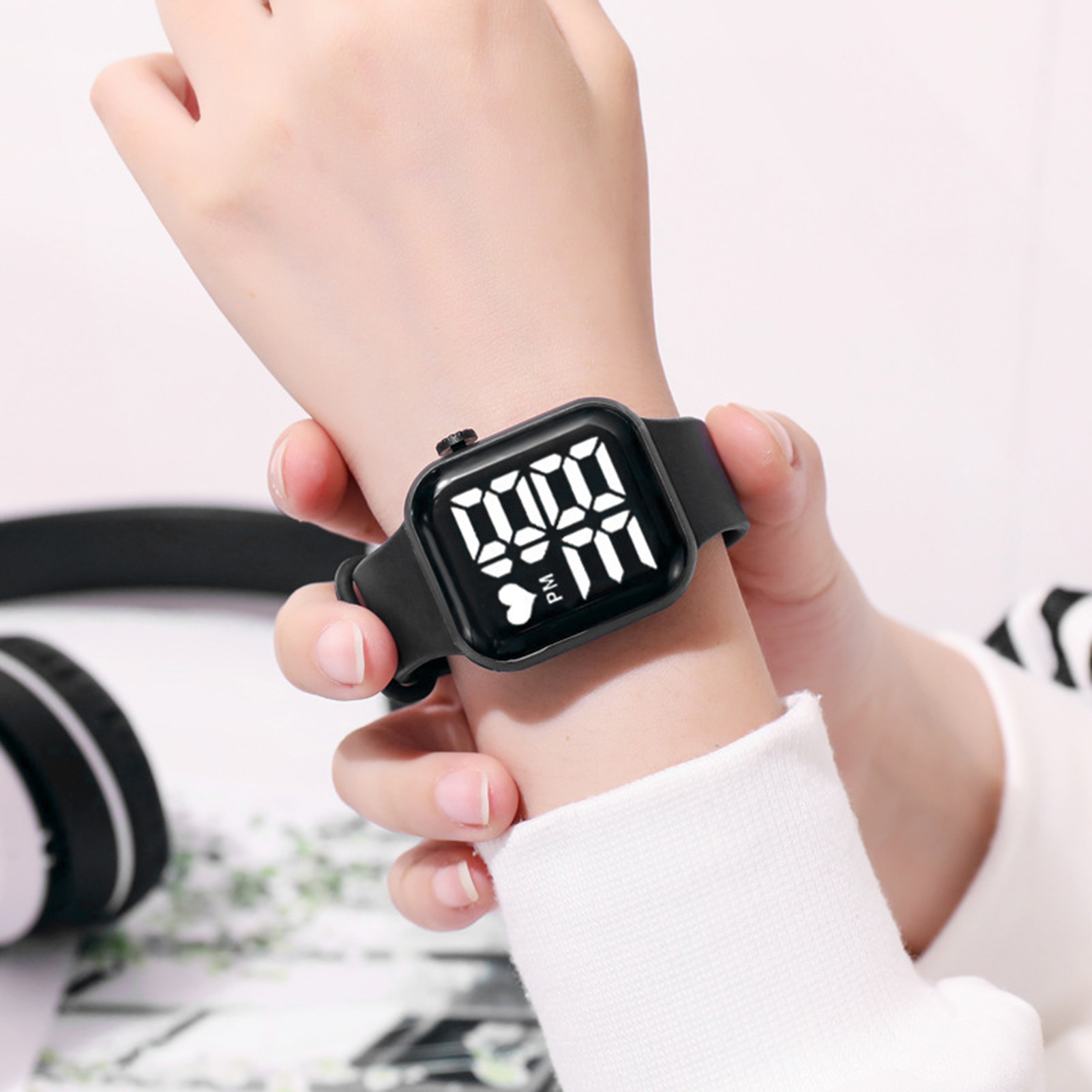 Wrist Watch Touch Control LED Digital Display Square Dial Portable Precise Time Silicone Band Multi-function Kids Electronic Watch Kids Gift