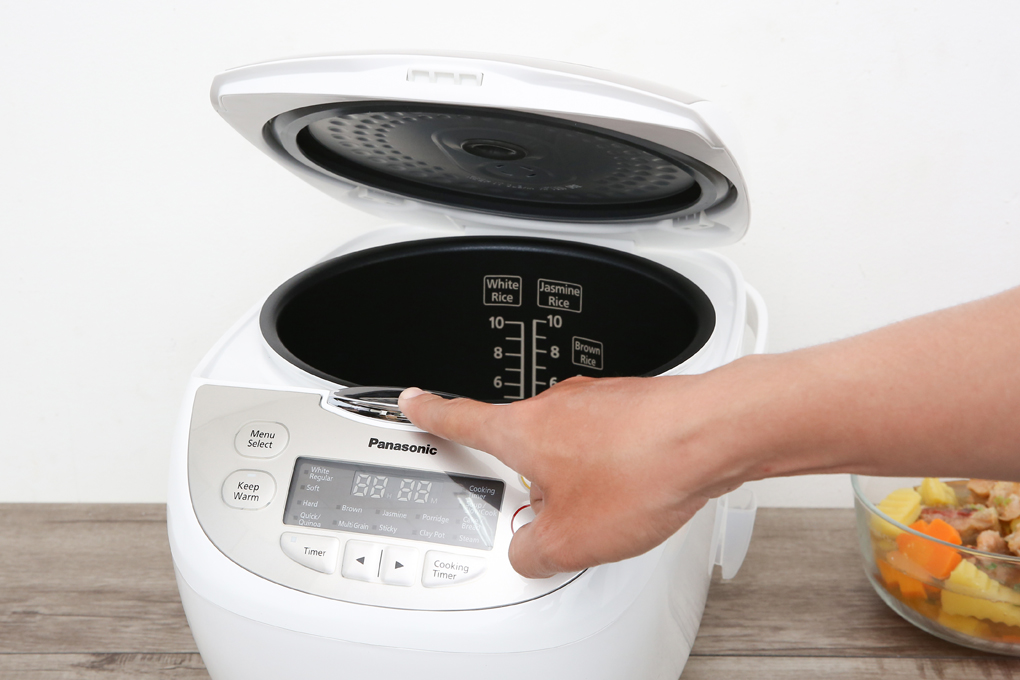 Nồi cơm điện tử Panasonic SR-CP188NRAM 1.8 lít hãng phân phối