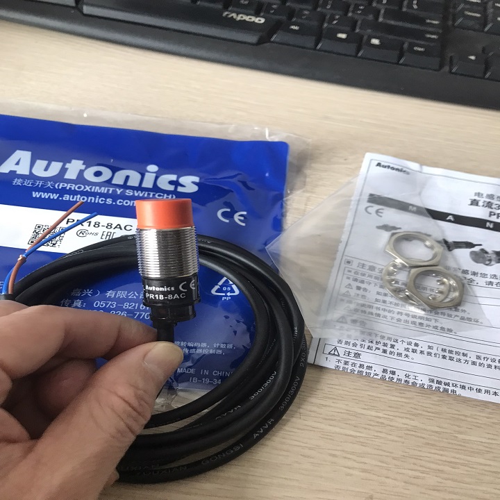 Cảm biến tiệm cận PR18-8AC