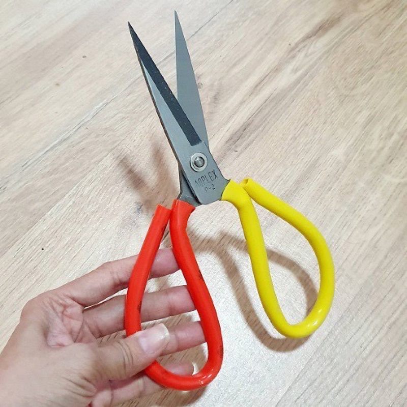 Kéo Cắt Đa Năng Loại To Lưỡi Thép