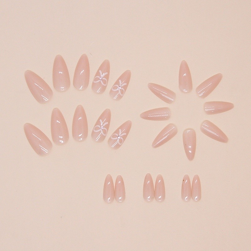 【WITH GLUE】24Pcs Fake Nails Pattern DIY Art Design False Nails Wearable Nails Stylish Pattern Artificial Nails. 