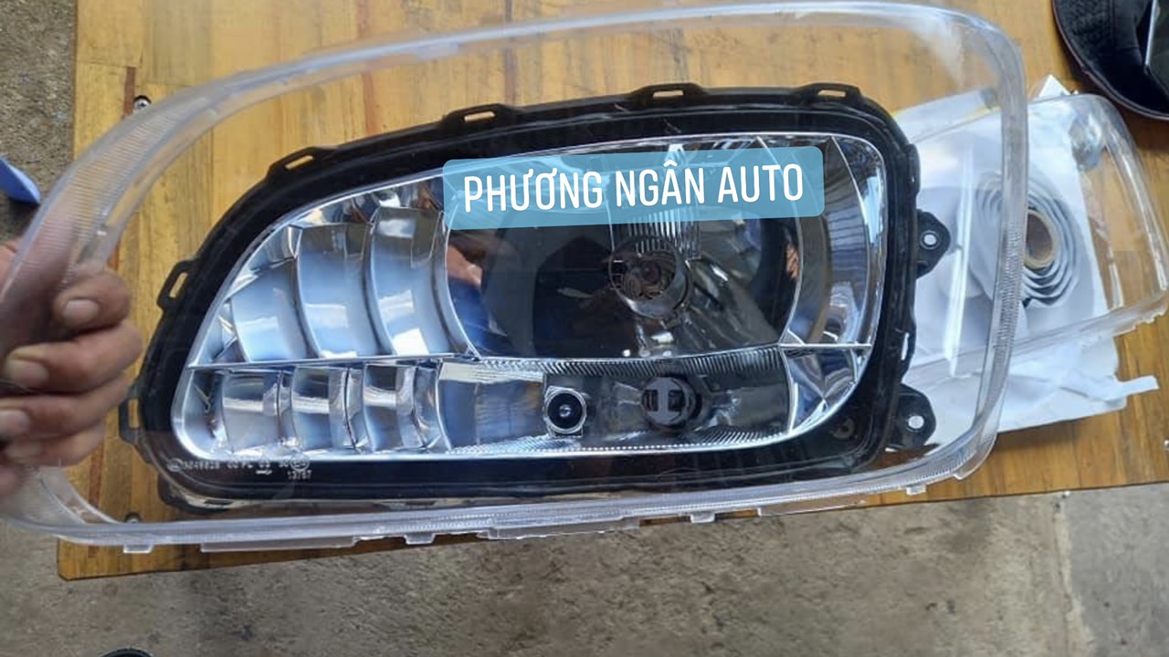Đèn Pha Xe Hino S500 - S700 Giúp Tăng Sáng