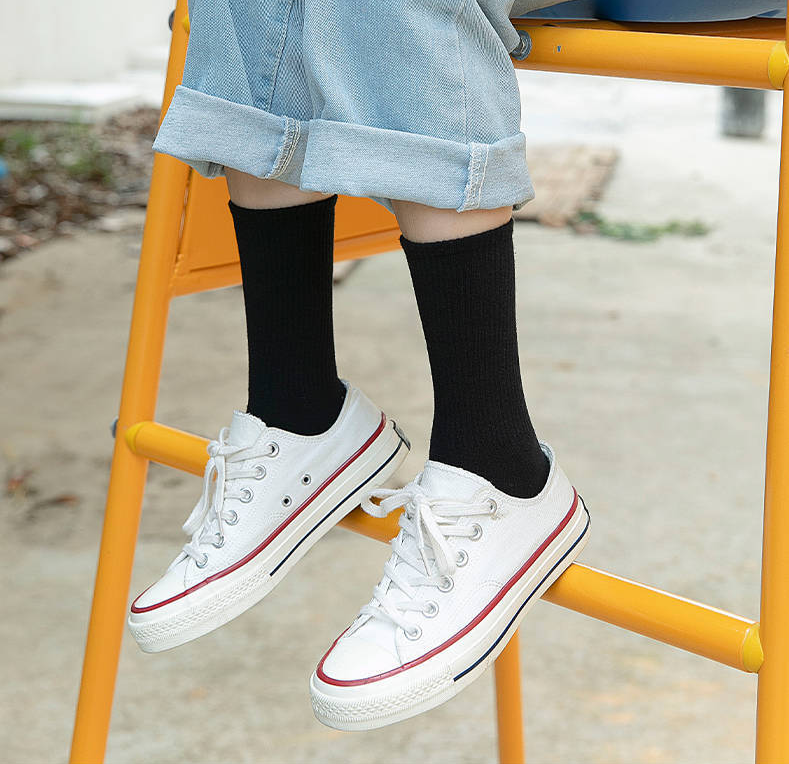 Tất cổ cao nữ, vớ cổ cao Unisex màu sắc trắng đen basic
