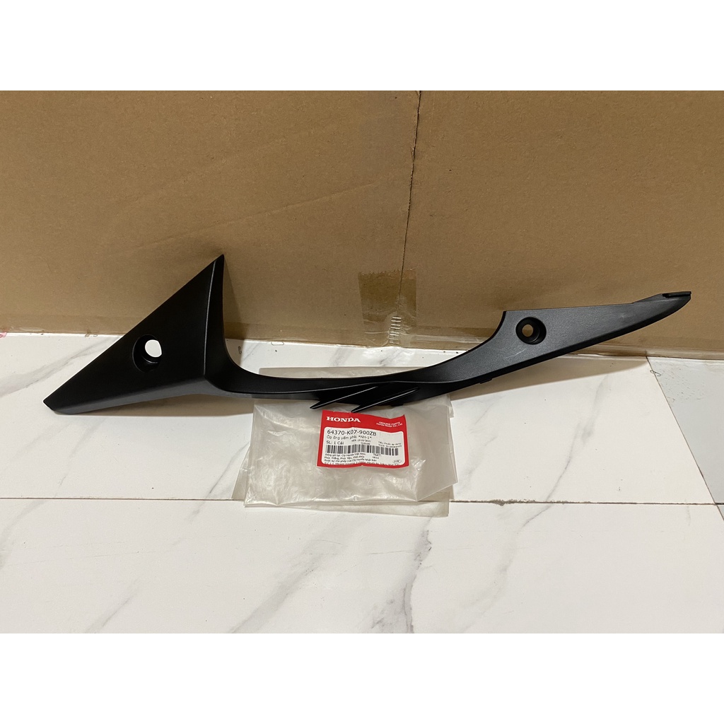 Ốp ống yếm phải wave rsx 110 2012 đen nhám