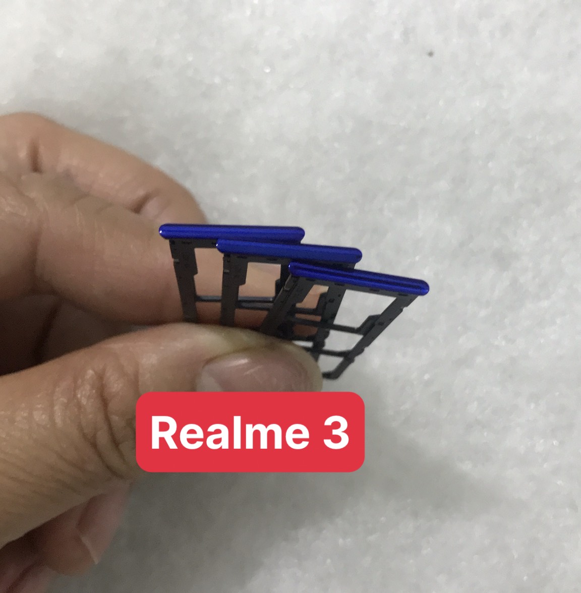 Khay sim Realme 3
