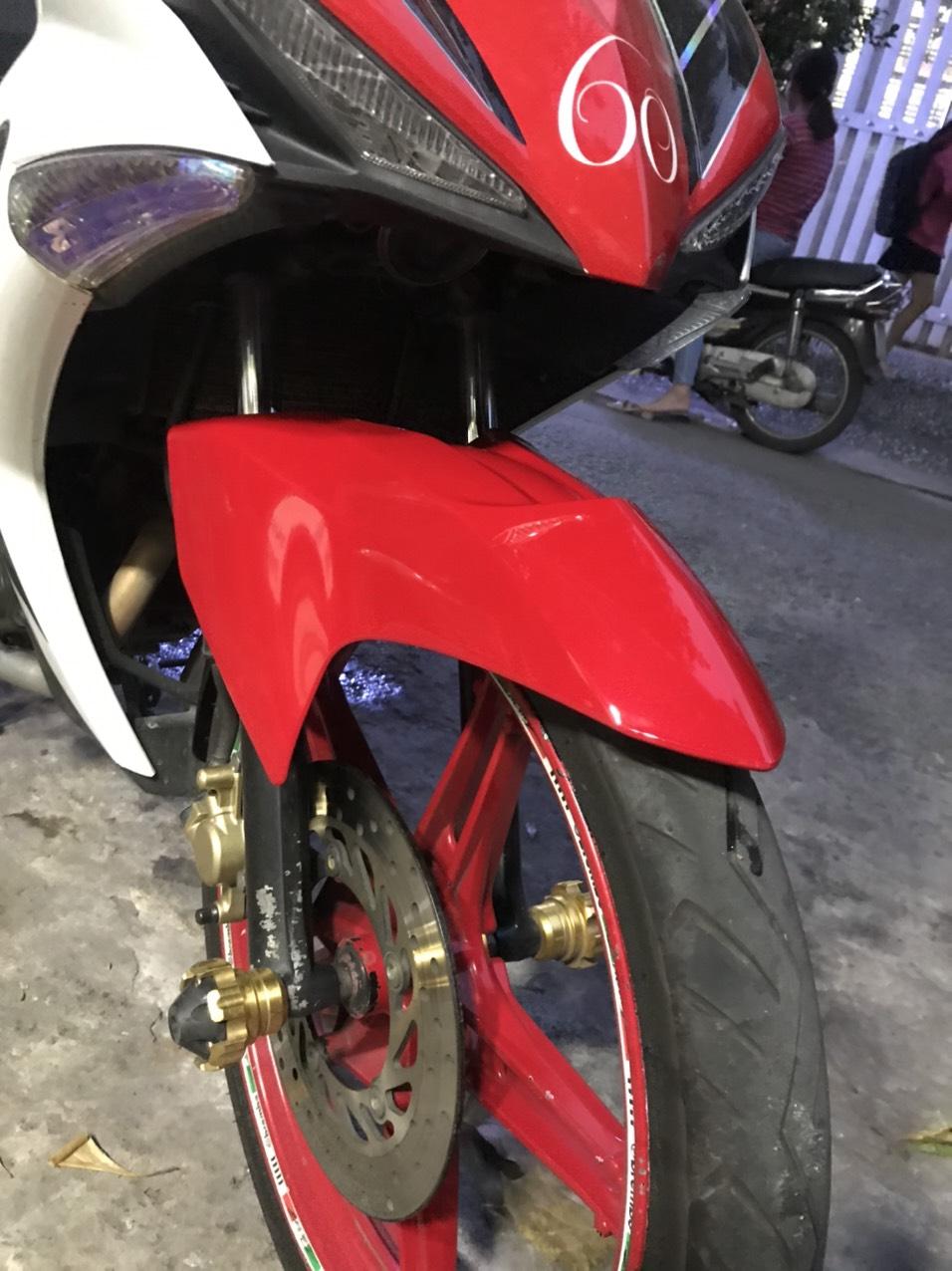 Dè Trước Zin EX2011 Gắn Cho EX150