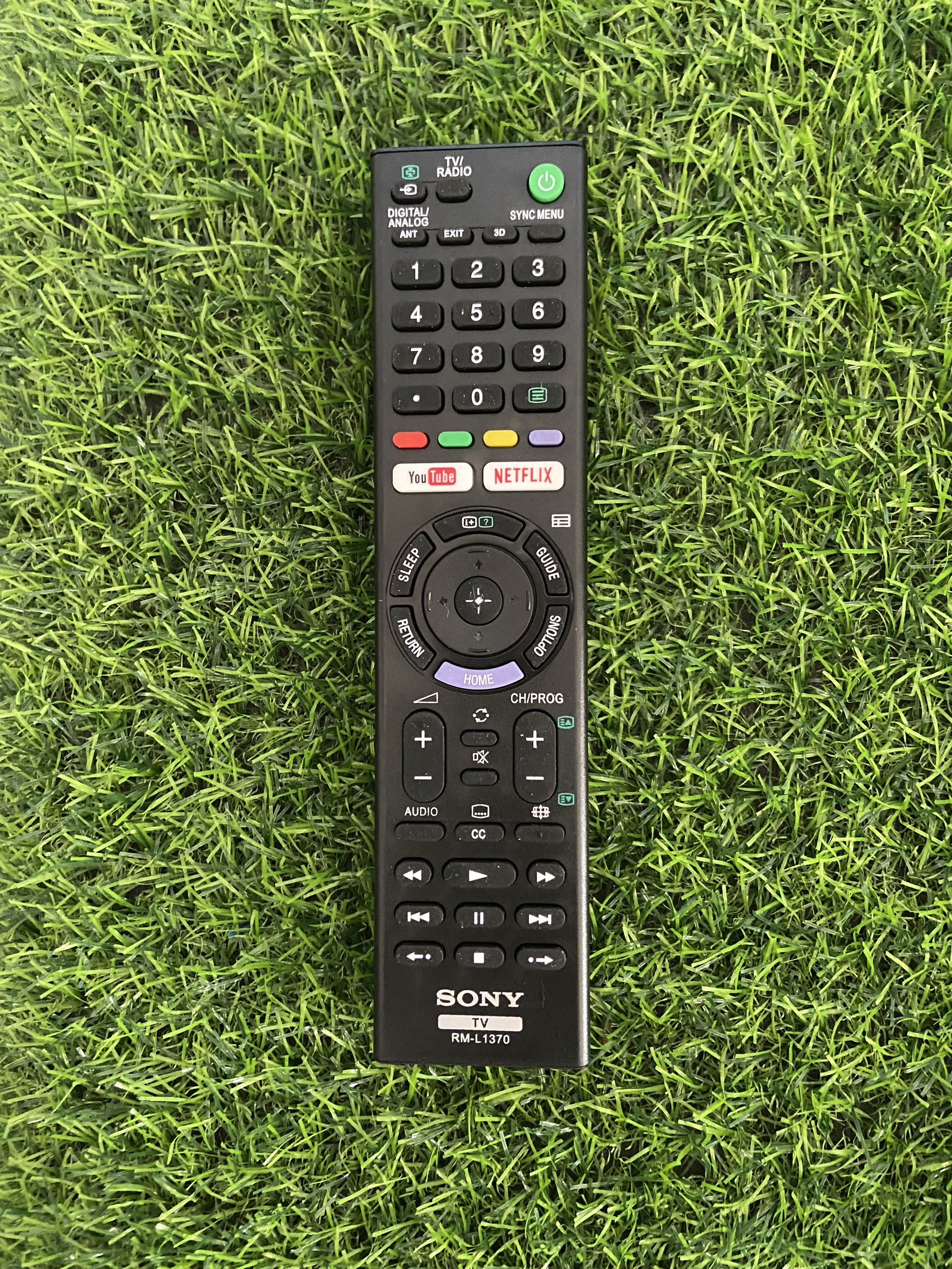Điều khiển tv sony 2 nút đỏ . tặng 2 pin