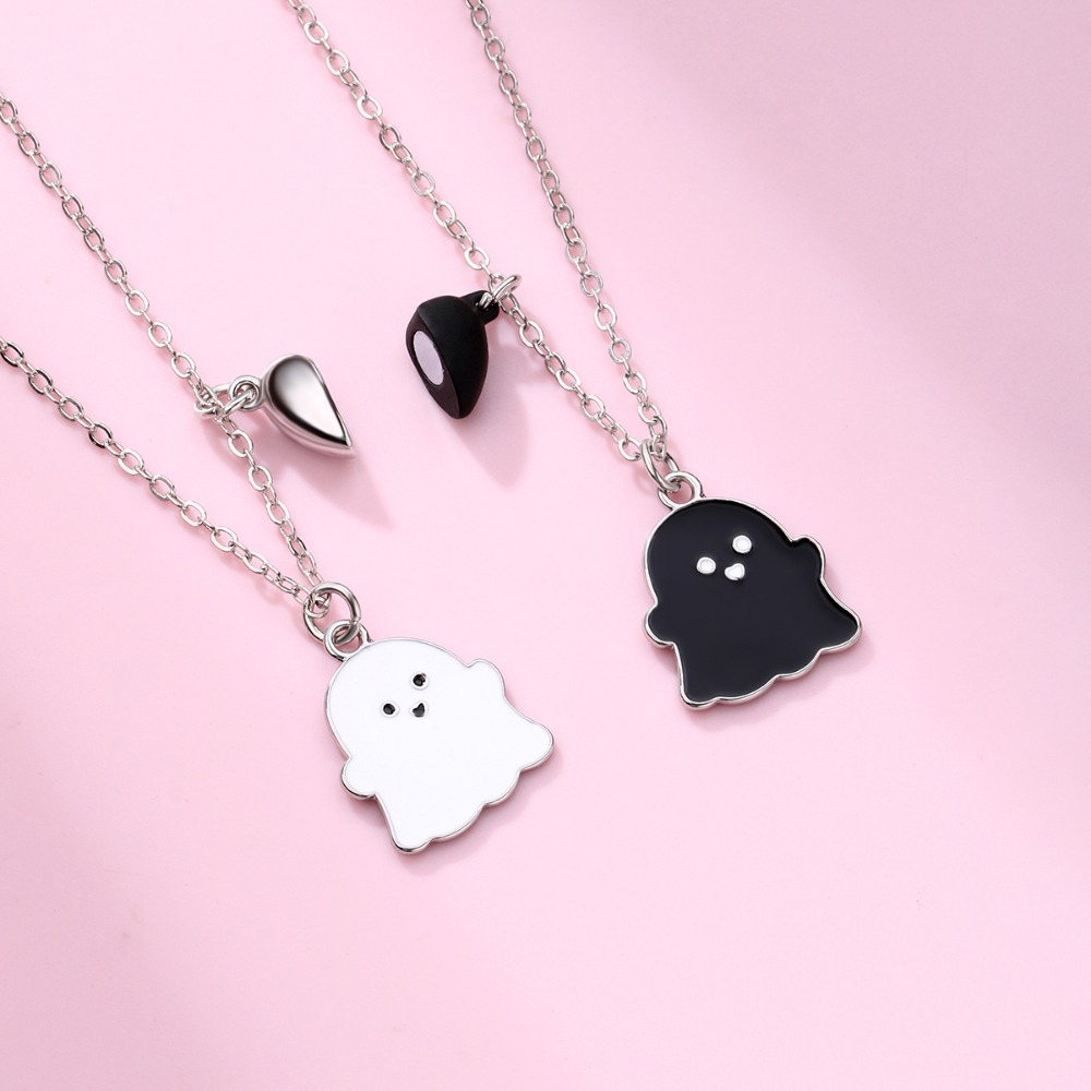 Lovecryst%202Pcs/set%20Cute%20Black%20and%20White%20Ghost%20Magnet%20Best%20Friend%20Necklace%20for%20Girls%20BFF%20Friendship%20Jewelry%20Gift%20-%20Image%205