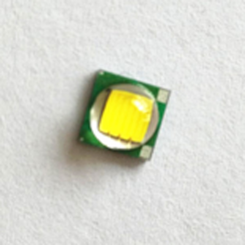 CREE XML XM-L T6 XML2 LED 10W /Warm white High Power LED chip. 