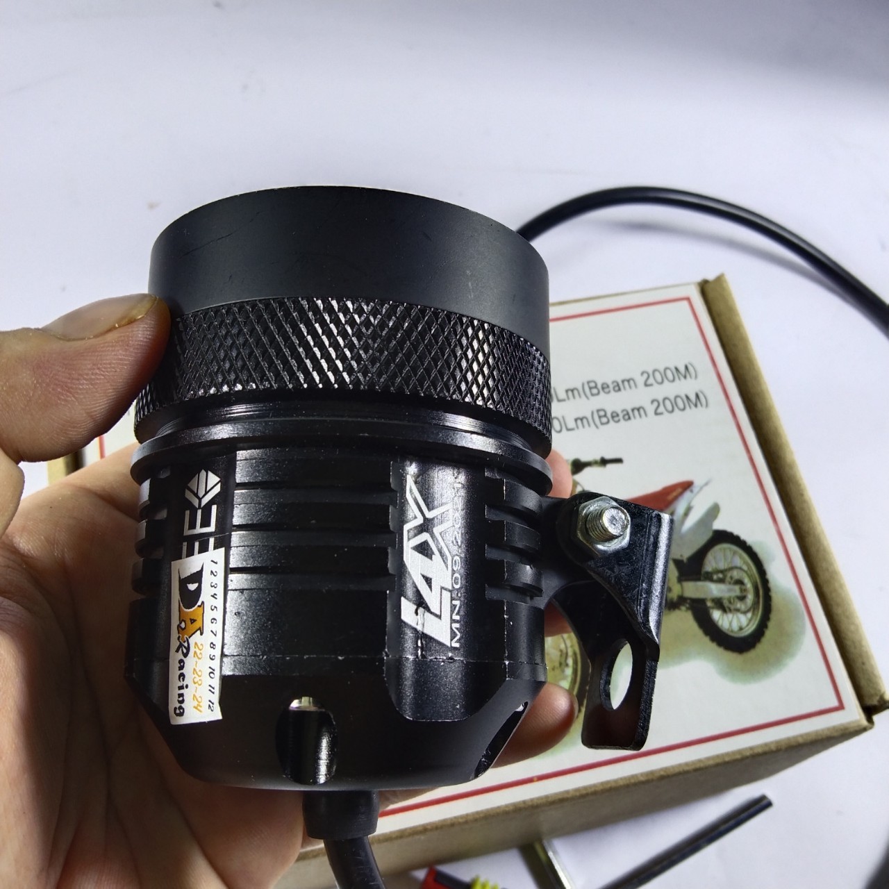 đèn trợ sáng l4x kính tím TẶNG FULL PHỤ KIỆN